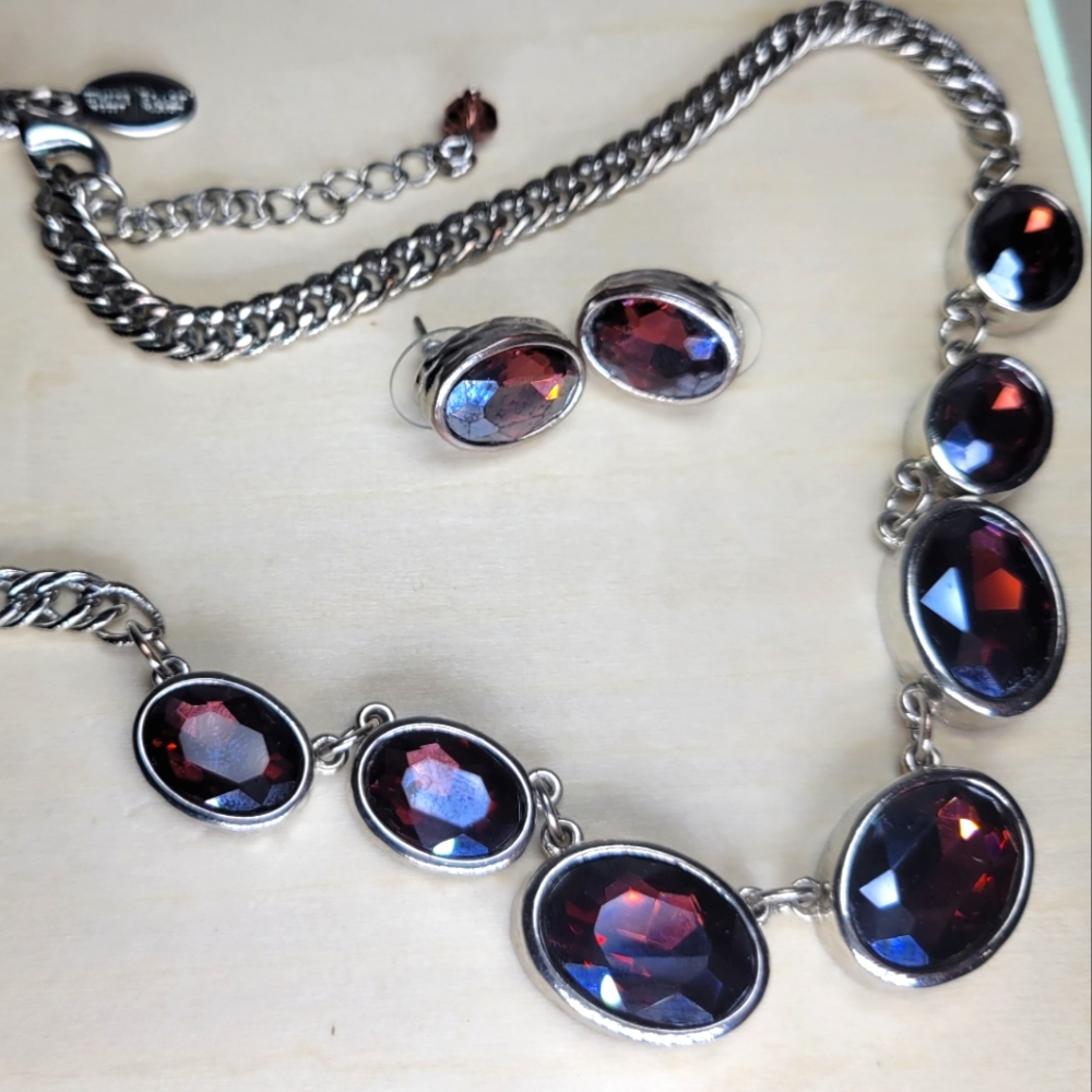 White House Black Market Jewlery
